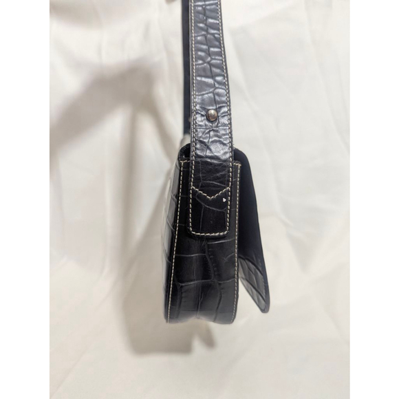 Dooney & Bourke Vintage Croco Black Embossed Shoulder Bag - Picture 4 of 16